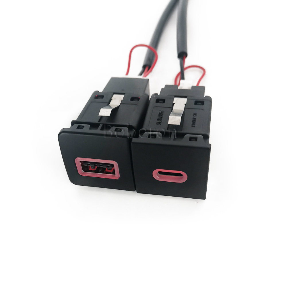 Soket Charger Mobil LED Merah  - Usb C Power Adapter ulasan dan harga